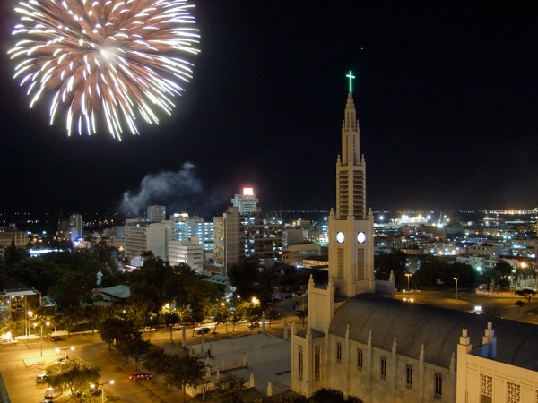 Maputo - Feu d'artifices au CCFM