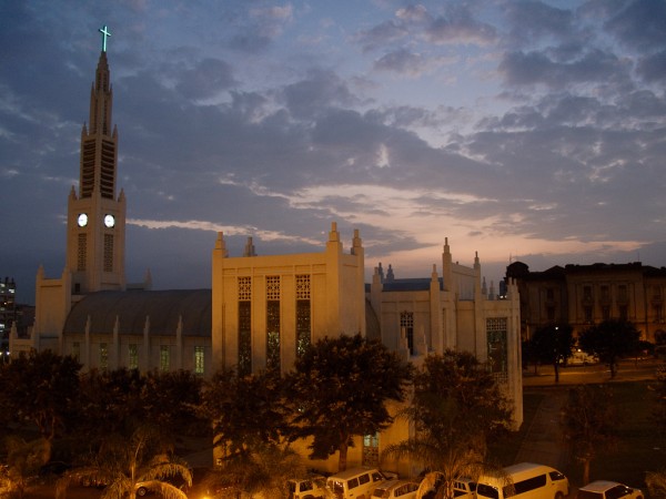 Maputo - Cathédrale et Hôtel de Ville